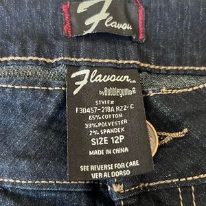Flavour Bubblegum Dark Denim 5 pocket Capris